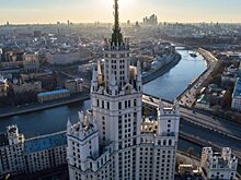 Пенсии, цена на водку и правила для ГИБДД: что изменится с 1 апреля