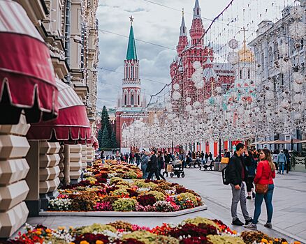 Более 10 млн туристов посетили Москву за полгода
