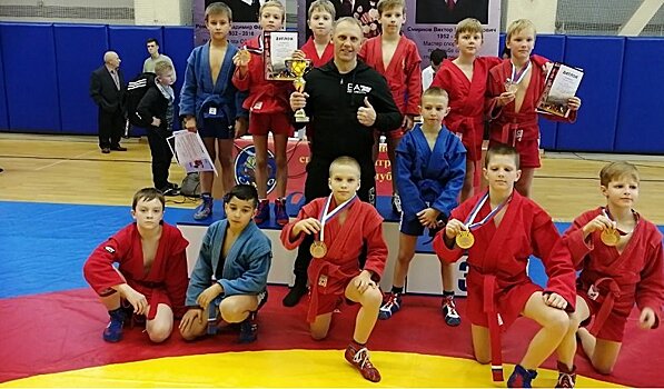 Юные петрозаводские самбисты привезли "золото" с турнира в Санкт-Петербурге