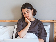 Психолог объяснил, почему умные женщины не верят в свой успех