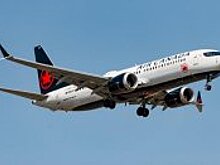 Boeing 737 MAX авиакомпании Air Canada совершил аварийную посадку из-за проблем с двигателем