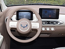 В Китае начались продажи компактного хетчбэка Wuling Мini EV