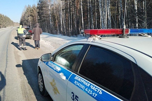 На Серовском тракте остановили дорогую иномарку, владелец которой накопил долг по штрафам на 1,3 млн рублей