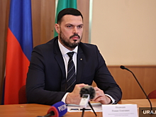 Глава департамента ЖКХ Медведев проверил дом на улице Бажова в Кургане