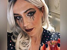 Тренер Серены, Бушар, Стивенс, Павлюченкова, Медведев на Хэллоуин