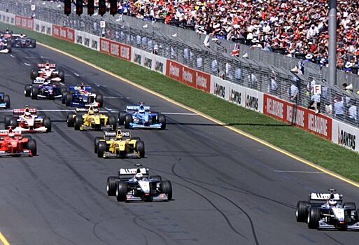 Формула 1 покажет повтор гонки по выбору болельщиков