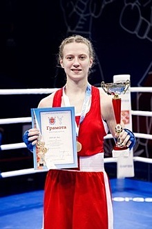 "Теперь я не ноунейм": 19-летняя Яна из Немана выиграла чемпионат Петербурга по боксу