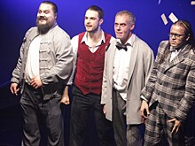 40-ой юбилейный сезон в Театре на Юго-Западе завершился премьерным показом "Игроков"