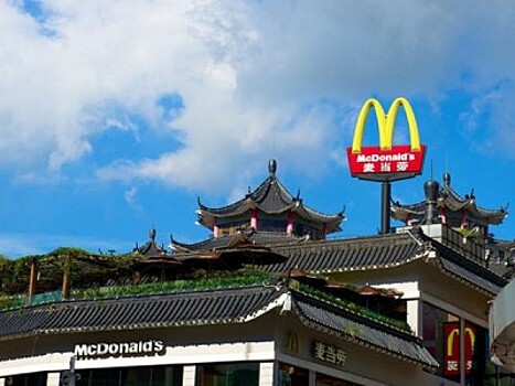 «Русский аромат»: в китайском McDonald’s появился бургер с колбасой