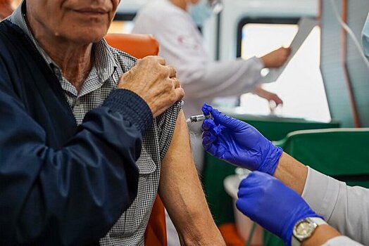 Около 45 тысяч зеленоградцев привились от гриппа и ОРВИ