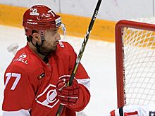 Клуб КХЛ "Спартак" не стал продлевать контракты с семью игроками