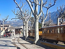 Туристы в Испании будут носить маски в помещении как минимум до весны 2022 года