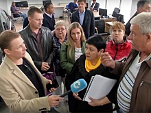 Менеджеры автосалона разбегались от недовольных клиентов и полиции