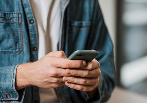 В РФ запустят мессенджер «Молния» для российских и китайских туристов