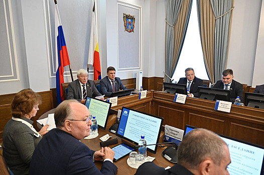 Вячеслав Василенко: По проекту областного закона расходы на 2025 год составят 332,6 млрд рублей