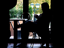 Что раздражает официантов и почему не стоит задерживаться в ресторане, рассказал эксперт