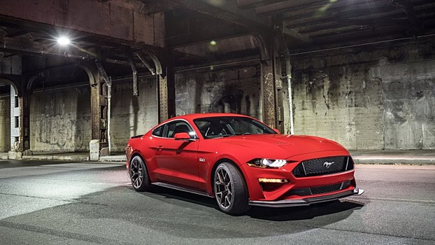 Ford подготовил тюнинг-пакет для купе Mustang GT