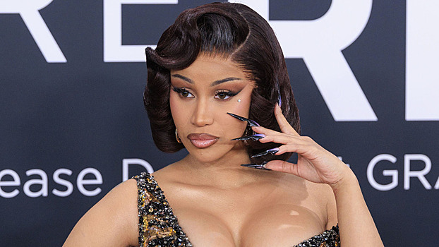Рэперша Cardi B раскрыла список коллабораций на своём новом альбоме