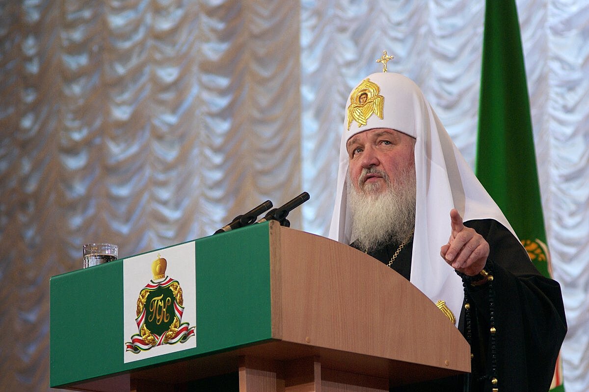 «Бесовщина в душе ребенка»: патриарх Кирилл озвучит свою версию причин трагедии в Казани