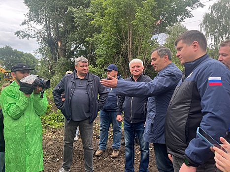 В Курске со дна Тускари достают холодильники, покрышки и детские коляски