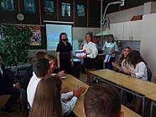 В Рязани ПСБ вручил именные стипендии лучшим ученикам школы №8