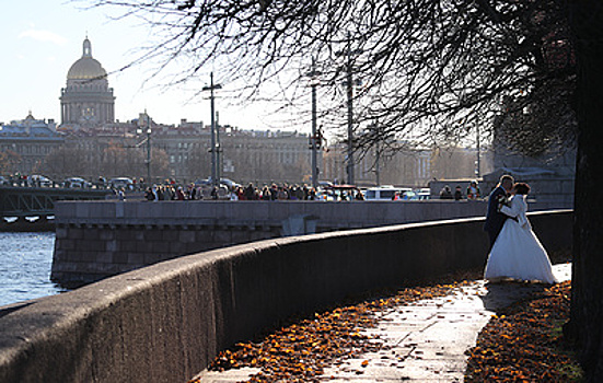 В Ленобласти стартовала программа бесплатных свадебных туров для молодоженов
