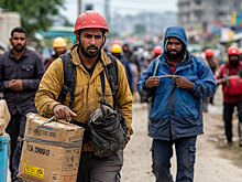 В Петербурге 22 ноября вступил в силу запрет на работу мигрантов-курьеров