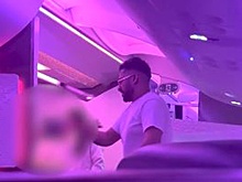 В Британии обанкротившийся миллионер из Пакистана устроил дебош в самолете