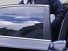 Правительство лишит госкомпании дорогих автомобилей и сувениров