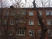 Дырки запенили. Пермячка не может добиться компенсации за испорченное жильё
