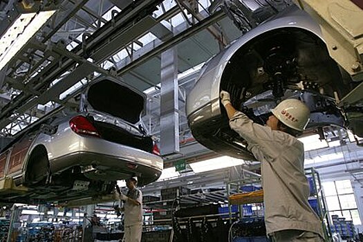 Российскому авторынку предсказали заполнение китайскими брендами