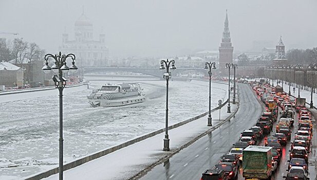 В Москве вновь появился запах сероводорода