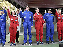 Экипаж "корабля" SIRIUS собрал аппарат виртуальной реальности