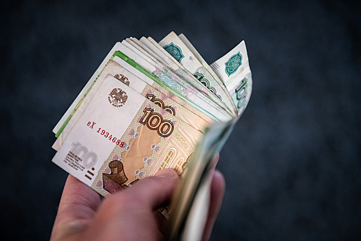 Стало известно об увеличении выплат приемным семьям в Москве