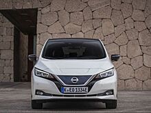 Nissan показал 4-минутный ролик о своих самых старых и новейших электромобилях