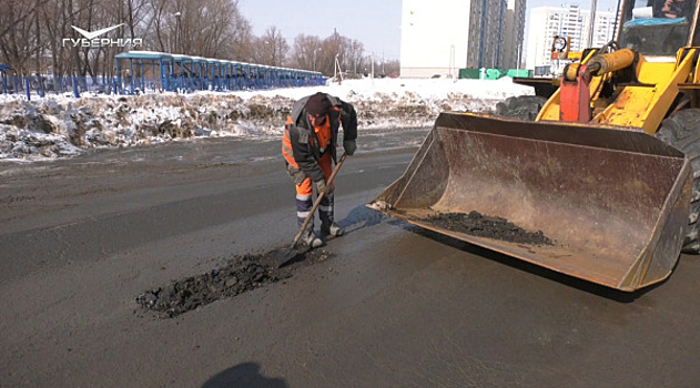 В Самаре приступили к аварийно-ямочному ремонту дорог