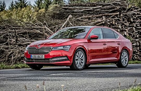 Встречаем обновленный Skoda Superb