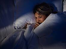 Врач рассказал о способе предотвратить приступ пугающего сонного паралича