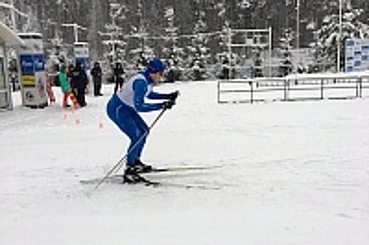 Зеленоградские полицейские приняли участие в чемпионате по лыжным гонкам и служебному двоеборью