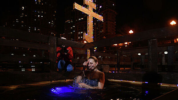 Более 125 тысяч человек приняли участие в крещенских купаниях в Москве