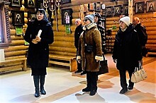 В храме Всех Преподобных Отцев Киево-Печерских провели экскурсию для гостей из Коньково