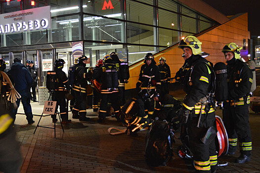 Впервые пожарные ТиНАО провели учения по тушению пожара в метрополитене