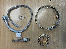 Туриста с поддельными украшениями Tiffany и BVLGARI задержали в Шереметьево