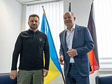 Шольц в последний день на посту канцлера ФРГ позвонил Зеленскому