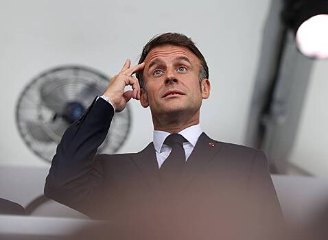 Толпа освистала Макрона на открытии Олимпиады в Париже