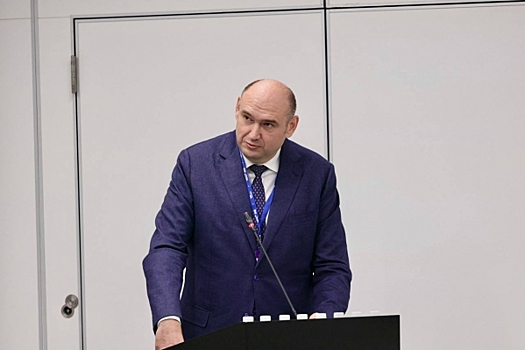 Солнцев с женой проголосовал на досрочных выборах губернатора Оренбуржья