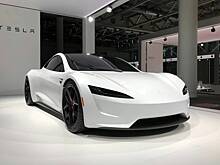 Tesla подает в суд на ЕС