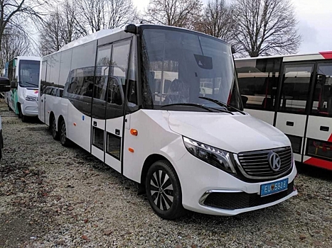 В Австрии Mercedes-Benz V-класса и Sprinter превращают в забавные городские автобусы и электробусы