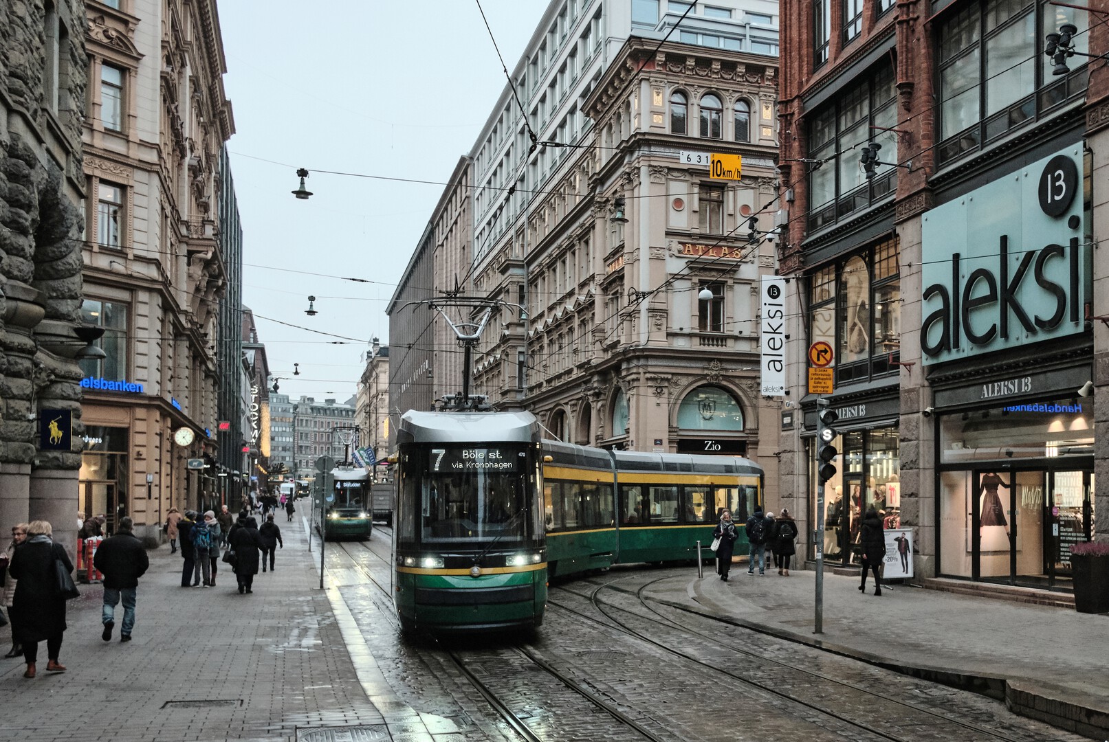 Ядерный разворот: финский политик объяснил, как НАТО меняет Хельсинки