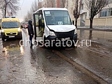 В ДТП с маршруткой №72 на Кутякова пострадала женщина